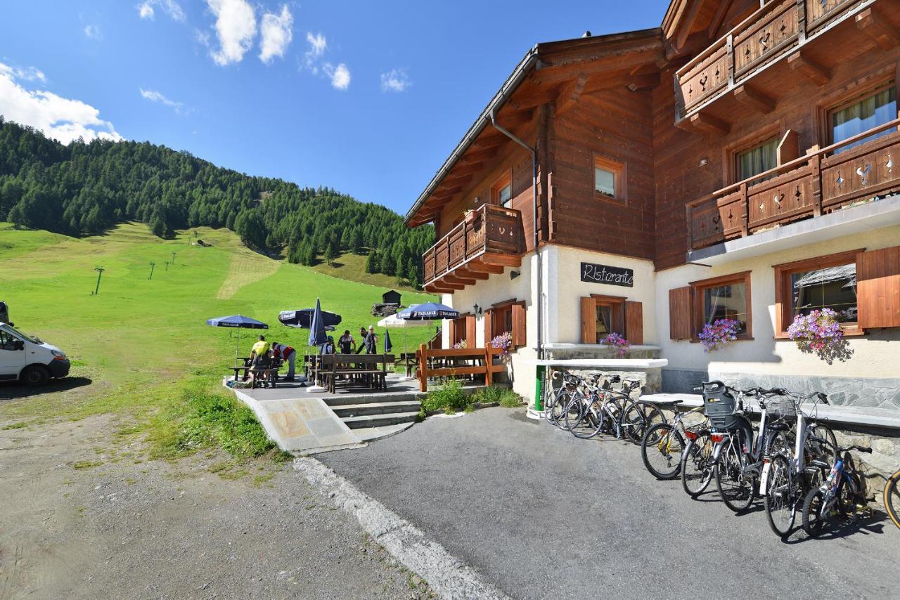 Hotel San Giovanni Livigno Esterno foto