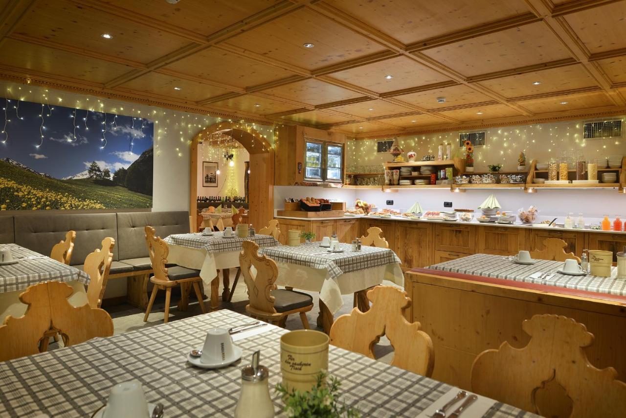 Hotel San Giovanni Livigno Esterno foto