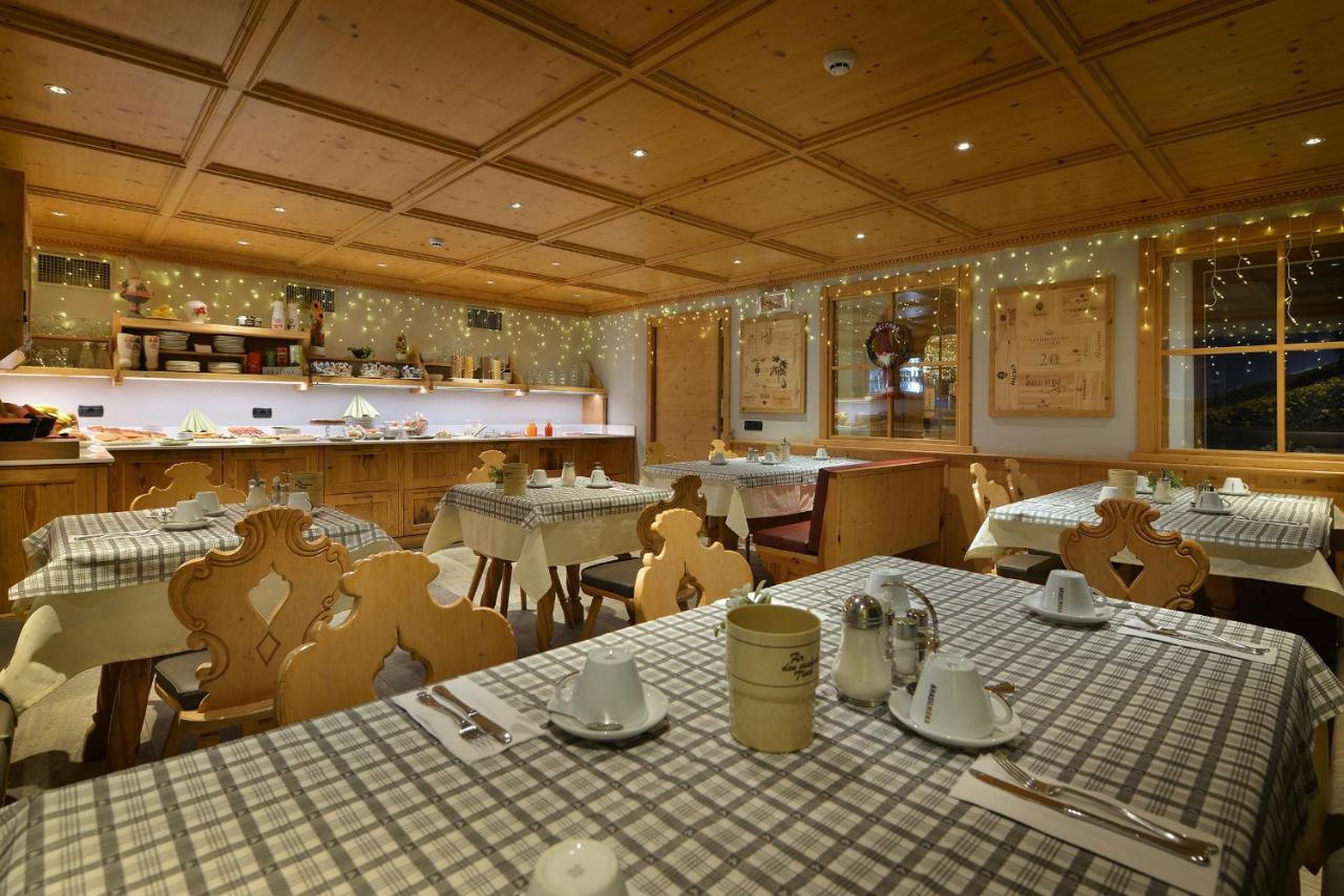 Hotel San Giovanni Livigno Esterno foto