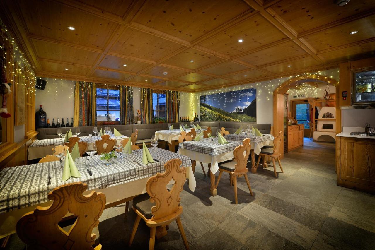 Hotel San Giovanni Livigno Esterno foto