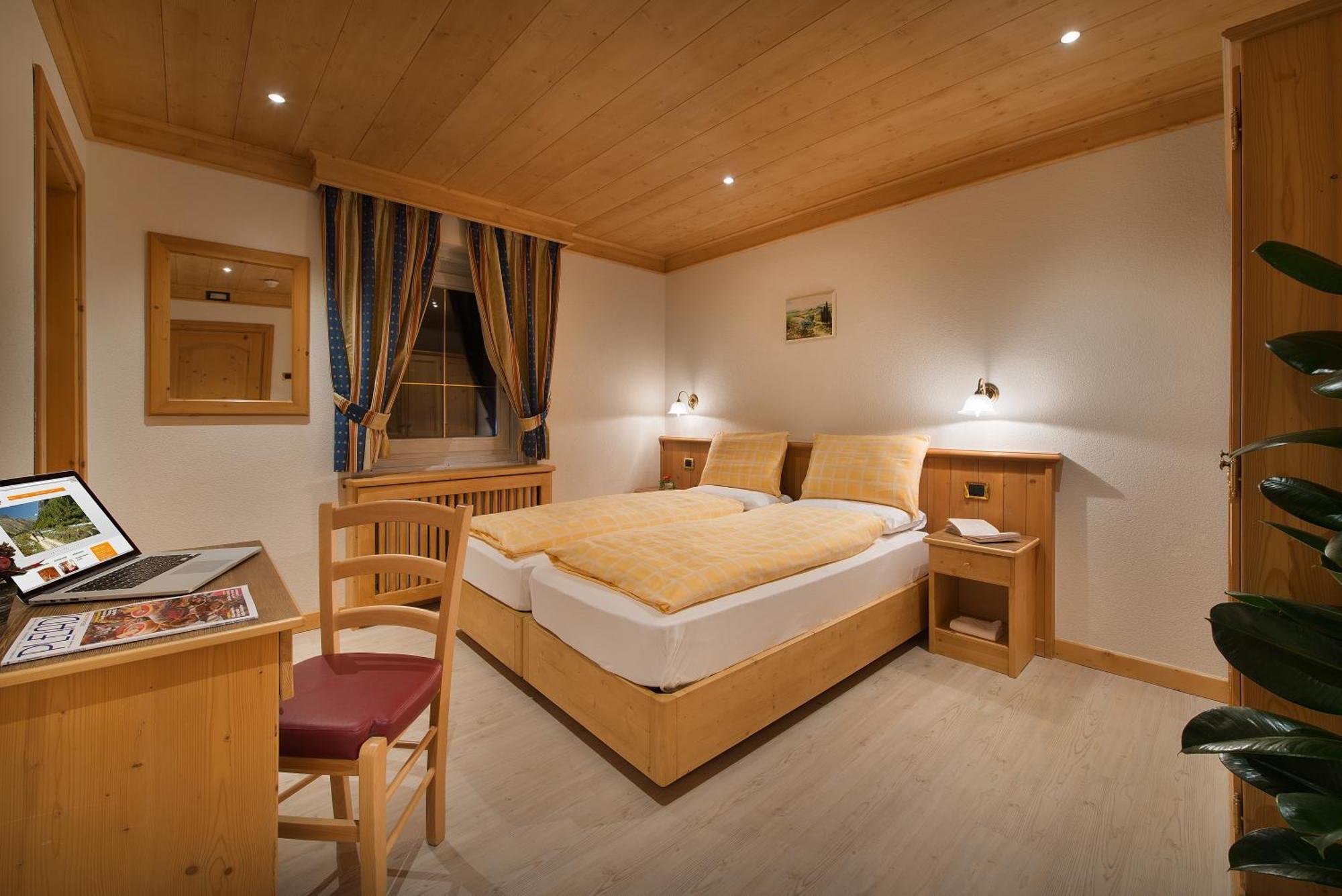 Hotel San Giovanni Livigno Camera foto