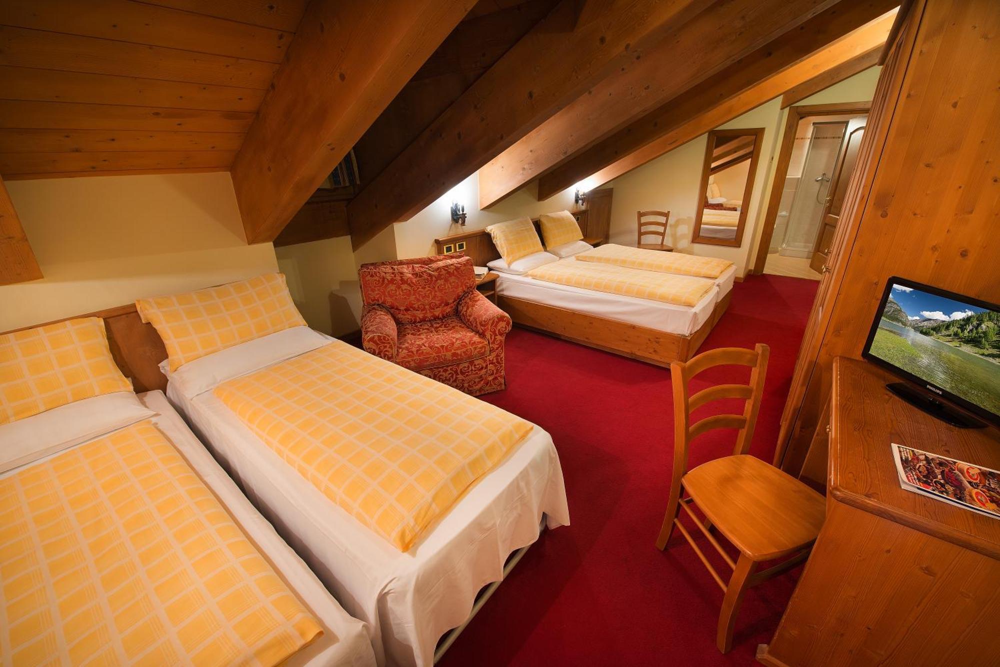 Hotel San Giovanni Livigno Camera foto